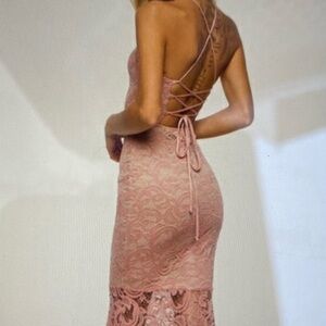 A’gaci Pink Lace Mermaid Style Lace-Up Backless Prom / Party Dress
